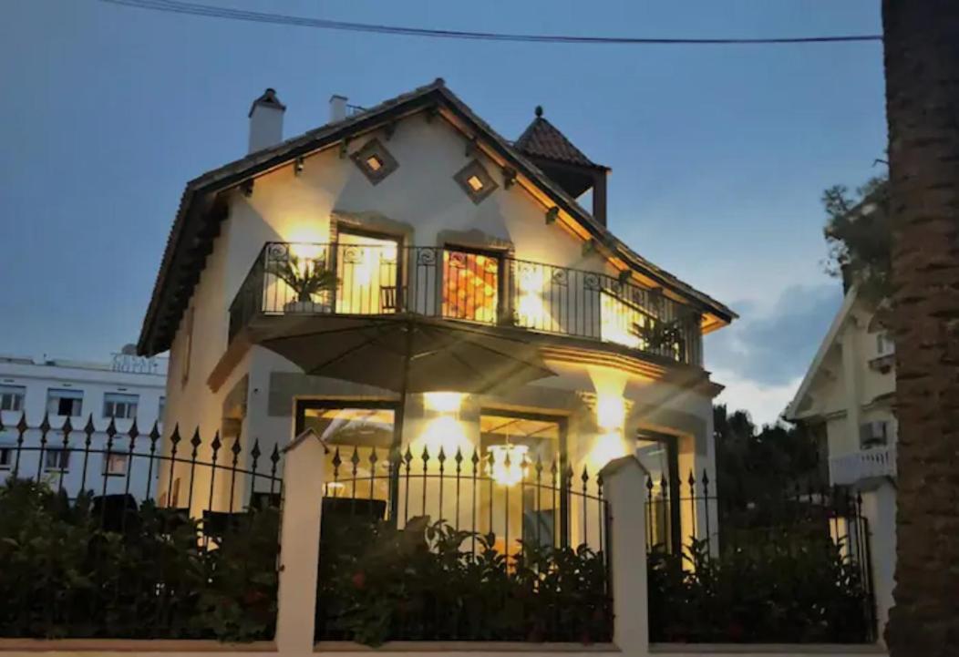 Villa St. Rafael Vilanova i la Geltrú Eksteriør bilde